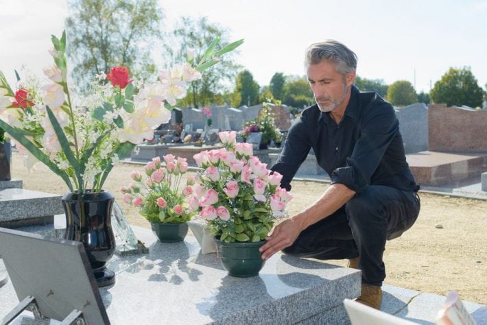 preparing your funeral - grieving family